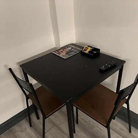 מנצ'סטר Hills View Apartments מראה חיצוני תמונה
