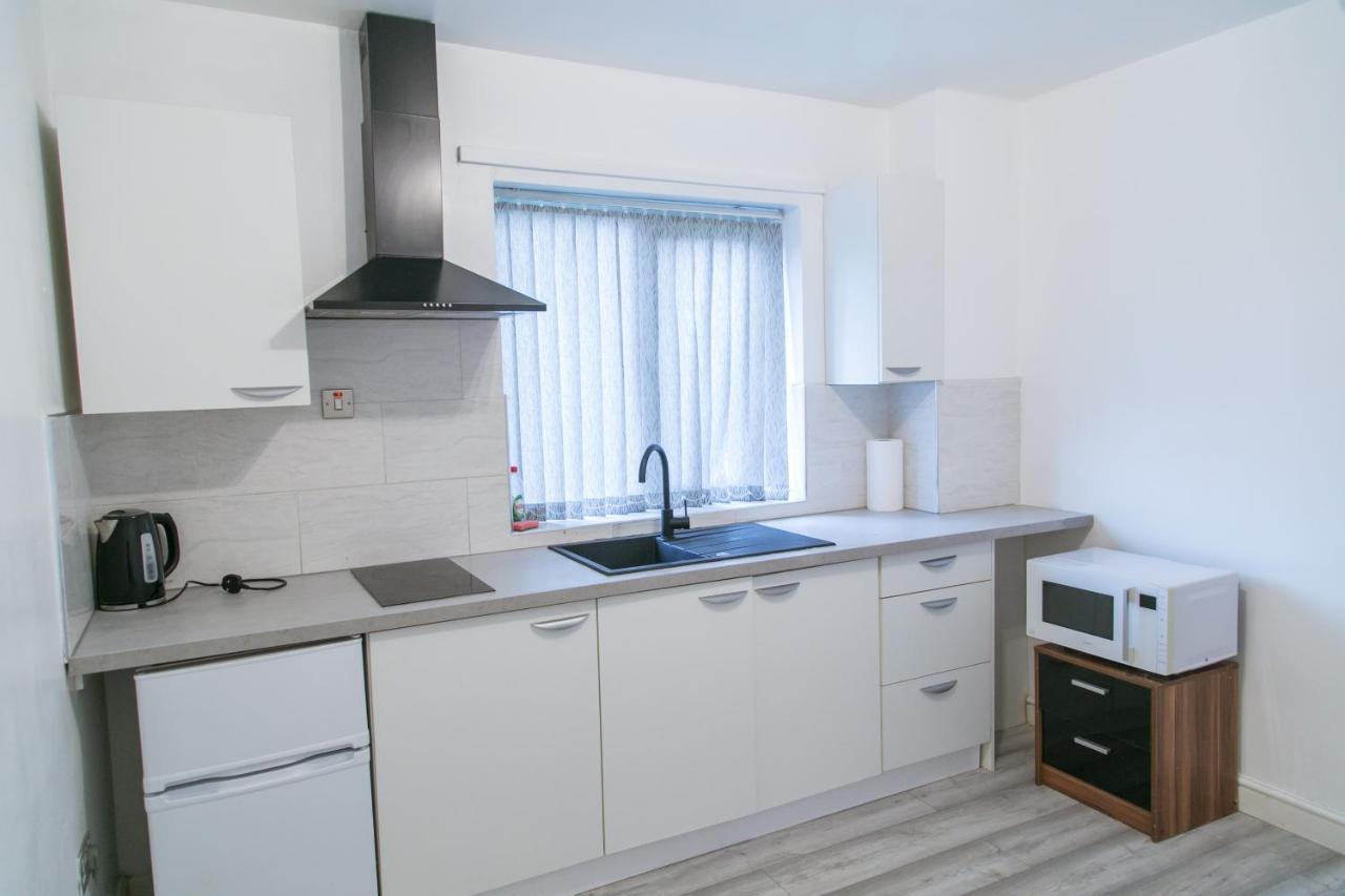 מנצ'סטר Hills View Apartments מראה חיצוני תמונה