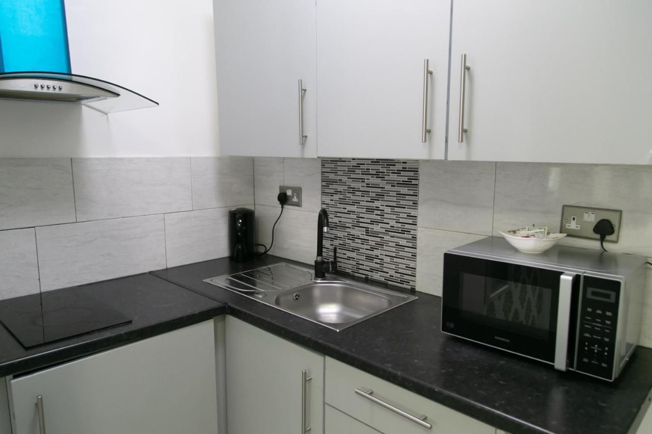 מנצ'סטר Hills View Apartments מראה חיצוני תמונה