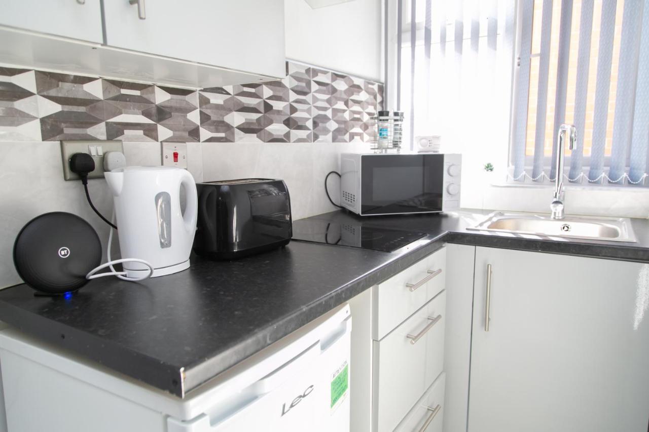 מנצ'סטר Hills View Apartments מראה חיצוני תמונה