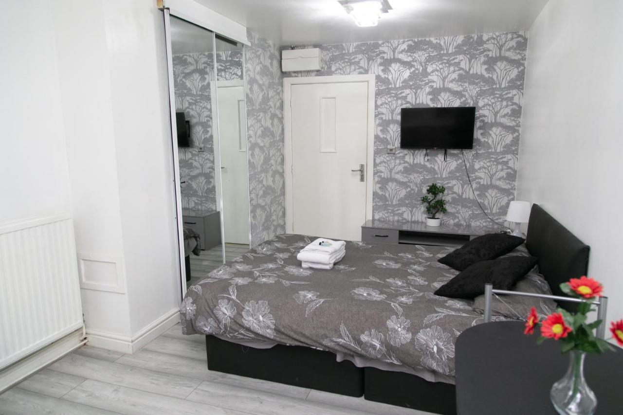מנצ'סטר Hills View Apartments מראה חיצוני תמונה