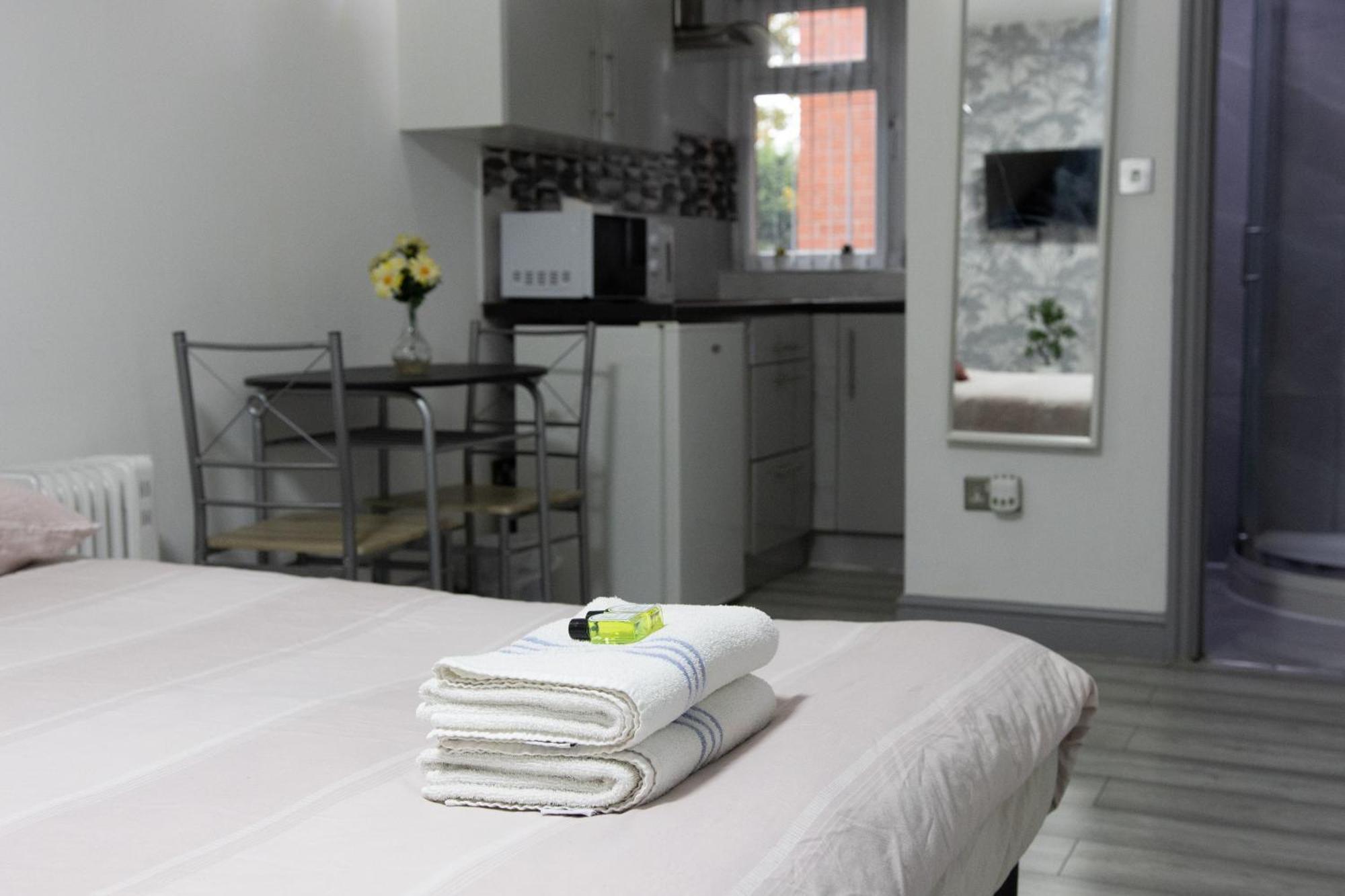 מנצ'סטר Hills View Apartments מראה חיצוני תמונה