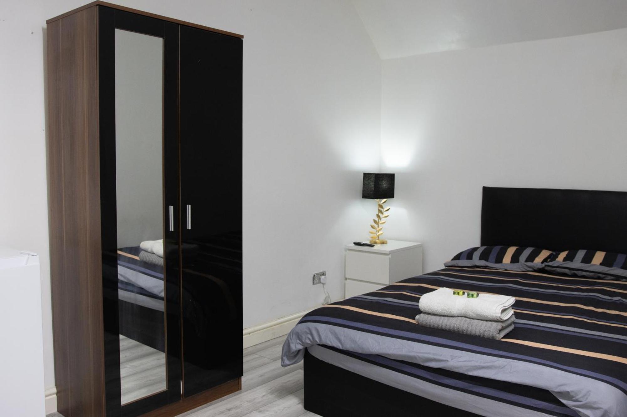 מנצ'סטר Hills View Apartments מראה חיצוני תמונה