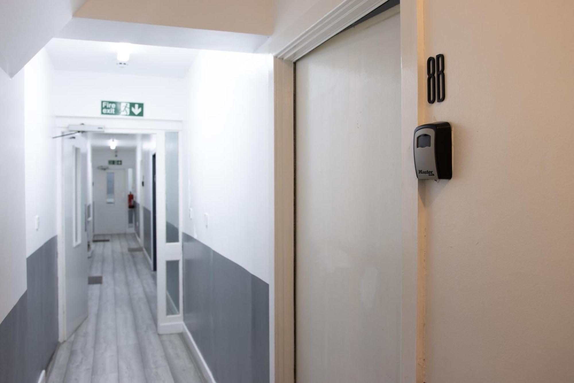 מנצ'סטר Hills View Apartments מראה חיצוני תמונה