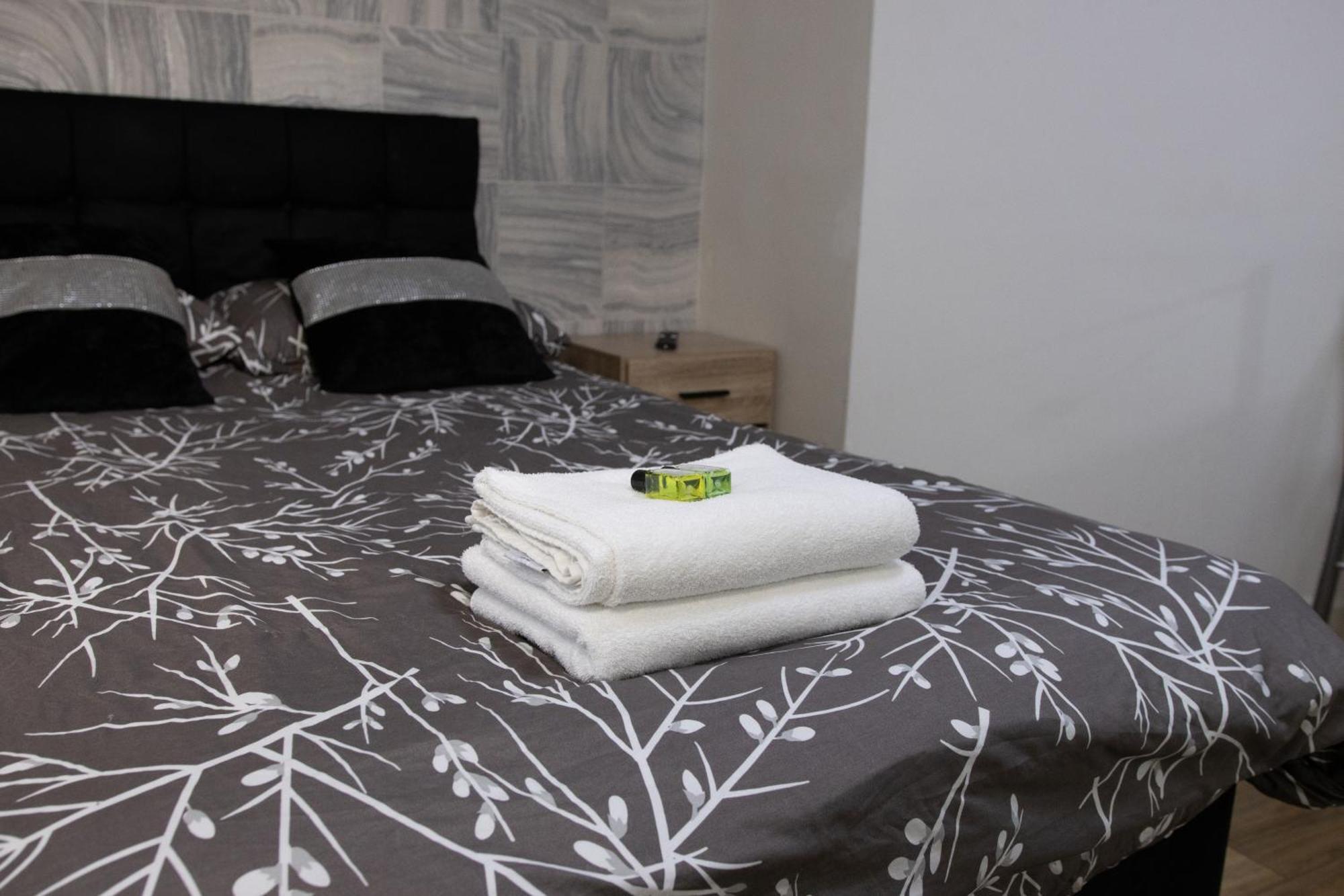 מנצ'סטר Hills View Apartments מראה חיצוני תמונה