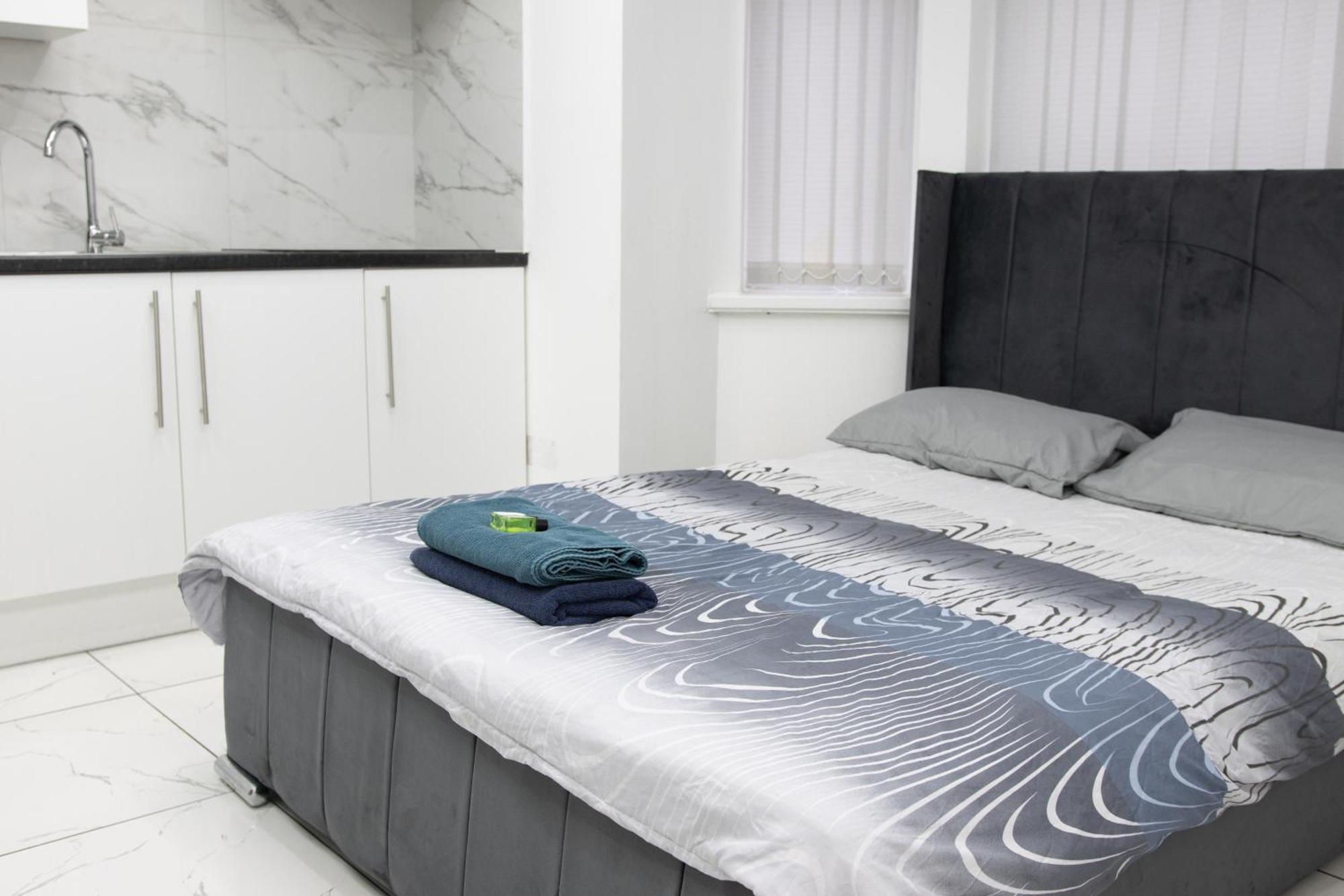 מנצ'סטר Hills View Apartments מראה חיצוני תמונה